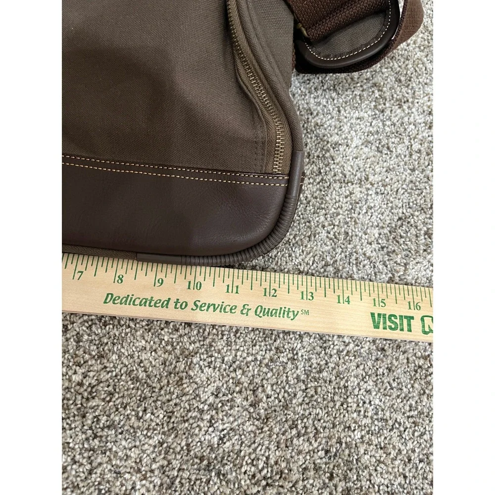 Marlboro Gear 2004 Brown Canvas Leather Trim Duffel Travel Bag NWT Vintage